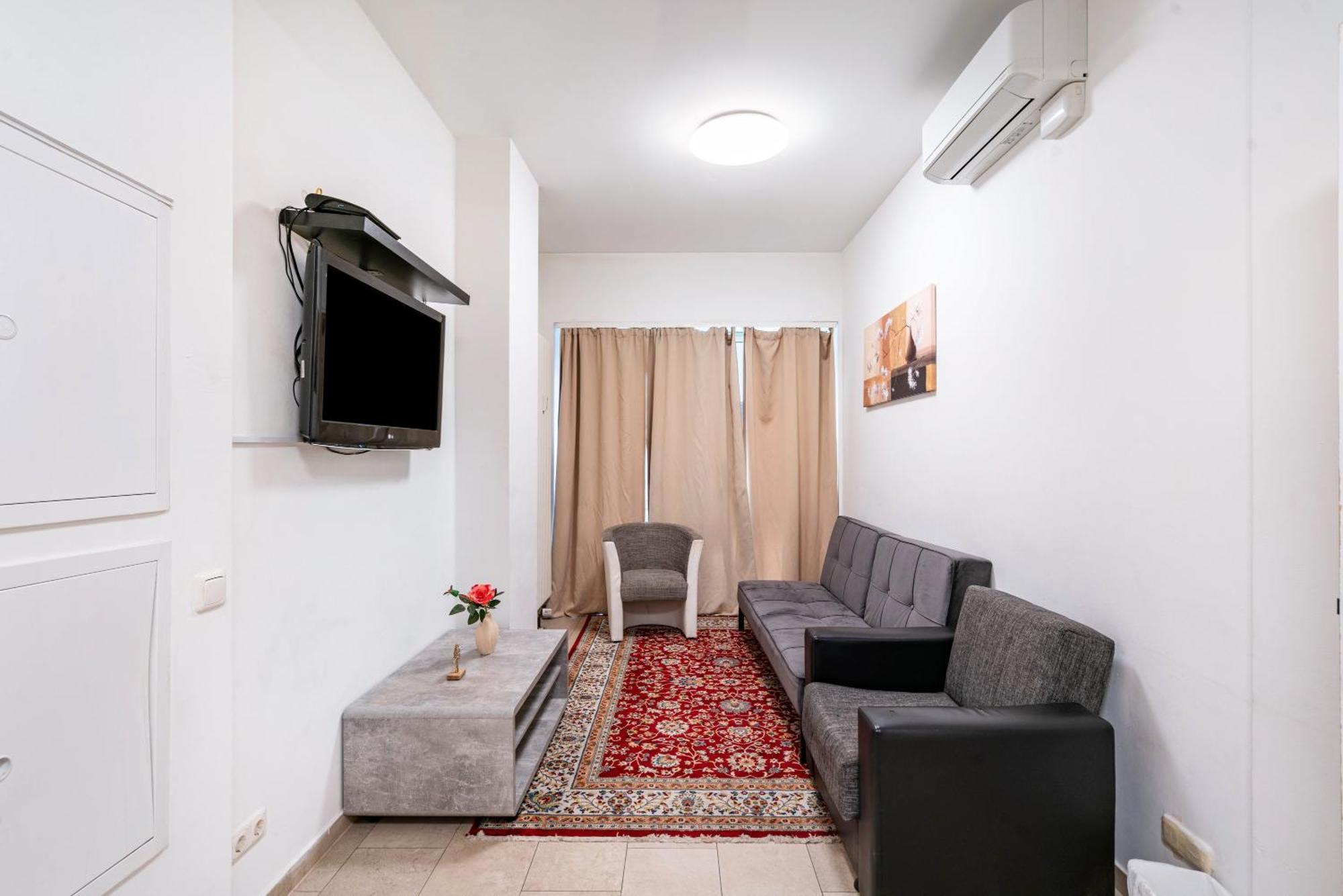 Aldars 9 Aparthotel *