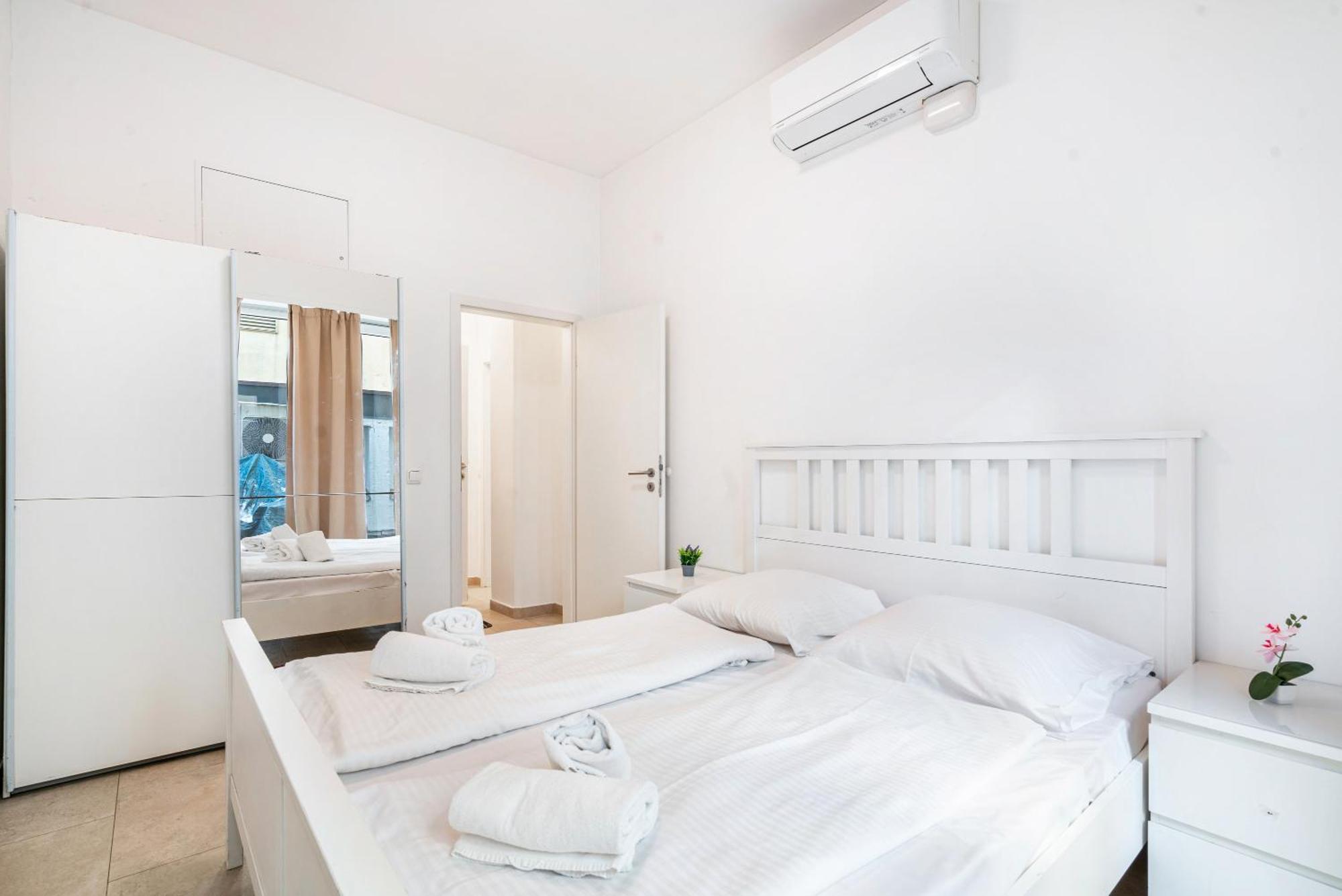 Aldars 9 Aparthotel